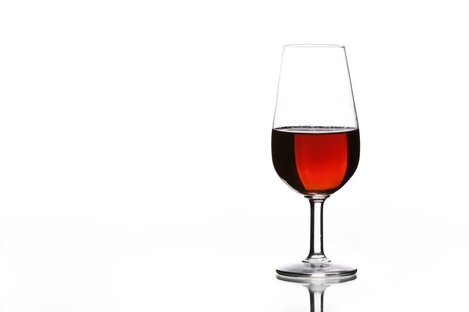 Does the Shape of a Wine Glass Really Matter?